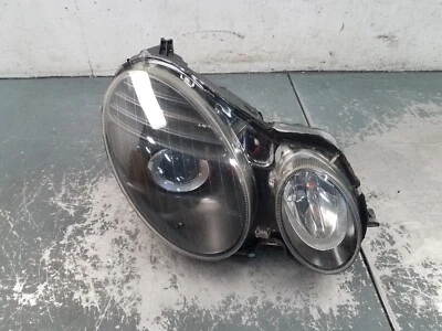 Luz principal pasajero derecho Mercedes AMG E 63 2007 - * 7711 M7 Foto 1 de 4
