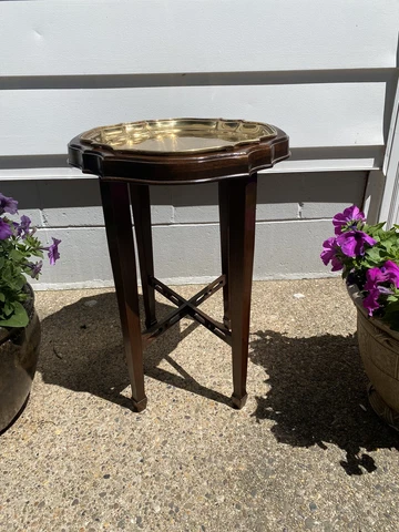 Vintage Ethan Allen Georgian Court Scalloped Brass Tray Accent Table #11-3031 Cover