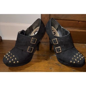 Guess Women's Black Stiletto Ankle Boots with Gold Accents - Size 8.5 - Picture 1 of 5