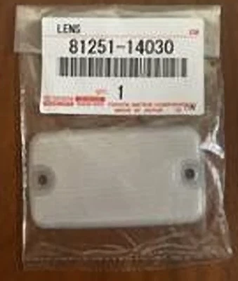Toyota Genuine OEM Supra JZA80 MK4 Rear Cargo Trunk Lamp Light Lens 81251-14030 - Imagem 1 de 4
