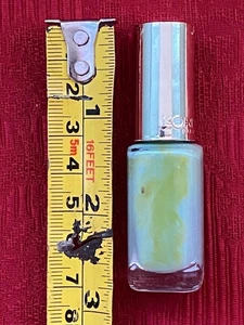 L'oreal Nail Varnish 602 Jade REF00050 - Picture 1 of 3