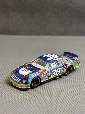 LOOSE Elliott Sadler 2006 M&M’s/ Pirates Of The Caribbean 1/64 Action Diecast - Image 1 of 4