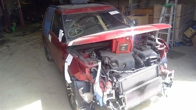 Compresor de aire acondicionado usado se adapta a: Ford Explorer 2017 3,5 L con equipamiento policial grado A Foto 1 de 4