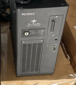 Controlador de marcador láser CO2 de 3 ejes KEYENCE ML-Z9500W 100-120V/200-240V AC - Imagen 1 de 3