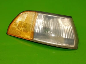 90-93 Integra OEM passenger right front corner turn signal marker light lamp  - Picture 1 of 6