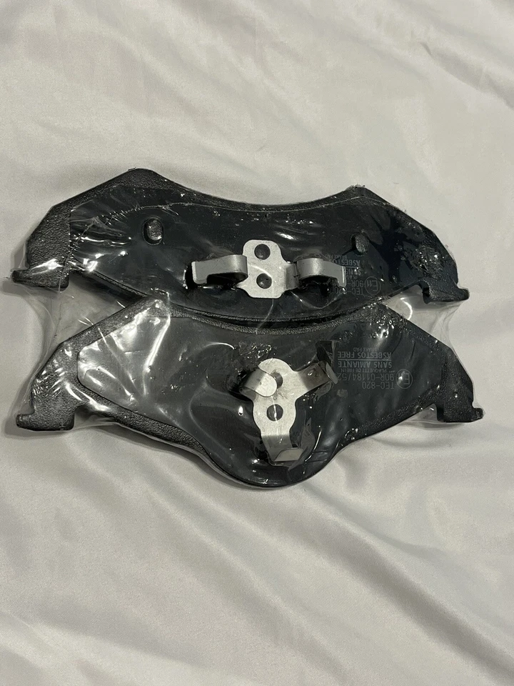 Pastillas de freno de disco delanteras de cerámica TEC-820 para Dodge Dakota Durango 2000-2002 NUEVAS Foto 1 de 3