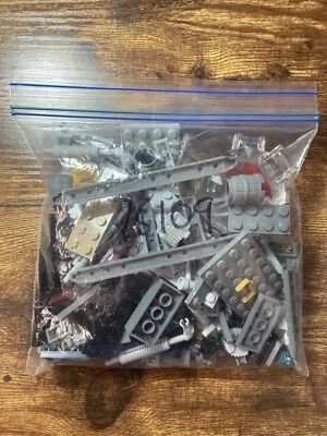 LEGO 76109 - Ant-man Quantum Realm Explorers - No Minifigs - Image 1 of 2