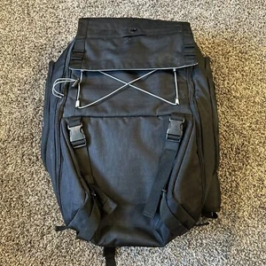 Quicksilver Origami Surfing Backpack drybag Black lined - Picture 1 of 13