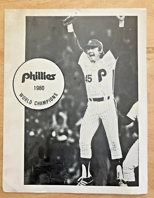 TUG McGRAW Signed 8 1/2 x 11 Photo Philadelphia Phillies 1980 World Champions - Image 1 of 3