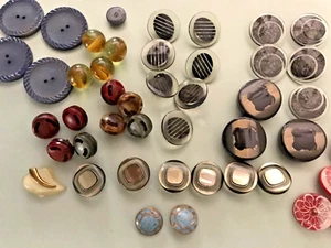 LOT 46 ANTIQUE + VINTAGE LUCITE & GLASS ROUND BUTTONS~ - Picture 1 of 18