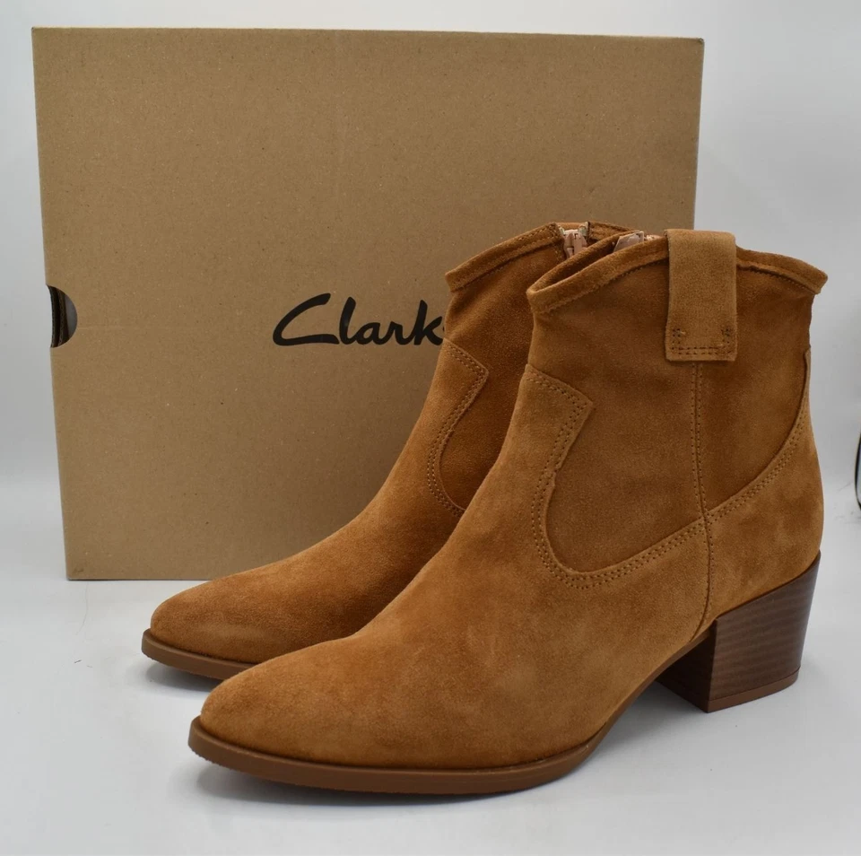 Clarks Elder Rae 26177807 Womens Brown Suede Zipper Ankle & Booties Boots 7.5