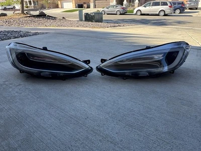 Faros Tesla Model S 2017 Foto 1 de 4