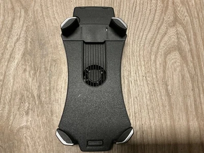 Original Mercedes Benz Universelle  Smartphone Halterung A2228206401 - Bild 1 von 3