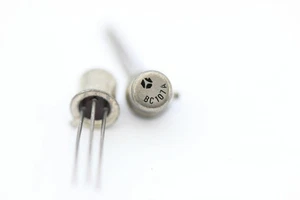 BC107A THOMSON TRANSISTOR NOS( New Old Stock ) 1PC. C291U68F160318 - Picture 1 of 1