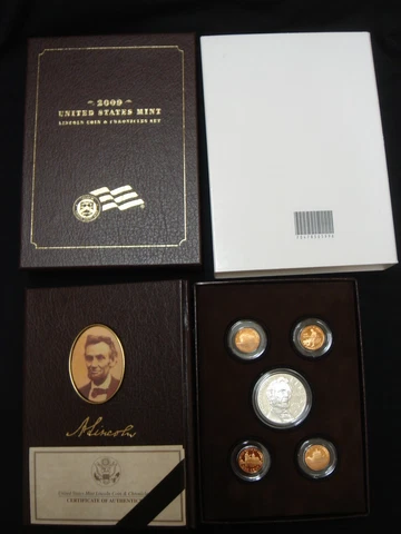 2009 US Mint Lincoln Coin & Chronicles Set Proof Silver Dollar etc w/ COA Sleeve Cover