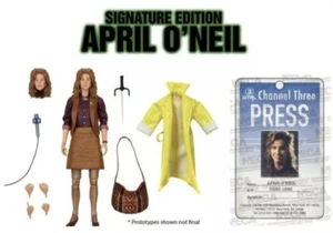 NECA TMNT Ultimate April O'Neil Signature Edition LE 2000 Judith Hoag IN HAND - Picture 1 of 2