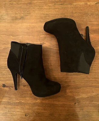 Botas de moda Thalia Sodi para mujer punta negra al tobillo talla 8 M Foto 1 de 4