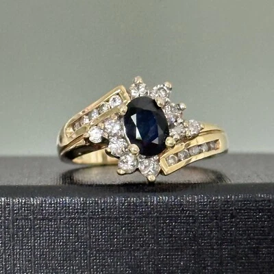 Anillo vintage de oro amarillo de 14 quilates con zafiros y diamantes para dama talla 6,5 Foto 1 de 4