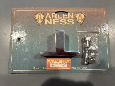 08-361 Montaje de faros extendido Arlen Ness para árbol de deslizamiento ancho y medio Ness Tech Foto 1 de 3