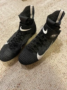 Nike Alpha Menace Elite 2 Men’s Flyknit Black White Football Cleats Size 11.5 - Picture 1 of 8