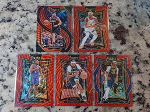 Lotto 5 Card Panini Select Basketball Red Wave Prizm 2024-25  - Foto 1 di 2