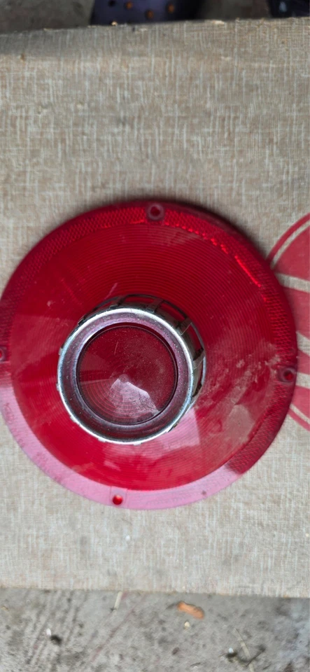 Ford Galaxy 500 XL 1963 luz de freno Foto 1 de 4