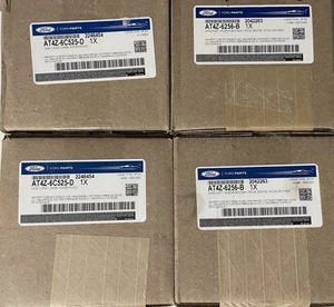 New OEM Engine Timing Camshaft & Sprocket Actuator Bundle (AT4Z-6C525-D) - Picture 1 of 7