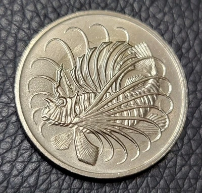 1981 Singapore 50 Cents Coin - Image 1 of 2