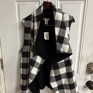 Say What schwarz-weiß karierte Fell gefütterte Weste Gr. 2 X - Bild 1 von 3