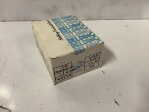 THREAD BELBOBS STYLE F 118 YARDS 80 IN A BOX WITH BELDING CORTICELLI DISC BOBBIN - Bild 1 von 4