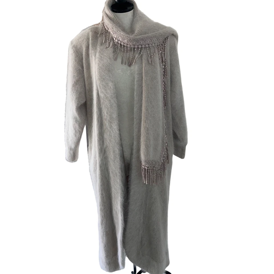 Venesha Sweater Coat Womens Angora Size Medium Vintage Beige Fringed Scarf - Image 1 of 4