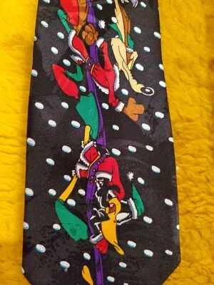 РОЖДЕСТВЕНСКИЙ ГАЛСТУК LOONEY TUNES ~ КРОЛИК С ТАЗМАНСКИМ ДЬЯВОЛОМ САНТА-КЛАУСОМ ~ 57 дюймов - Изображение 1 из 4