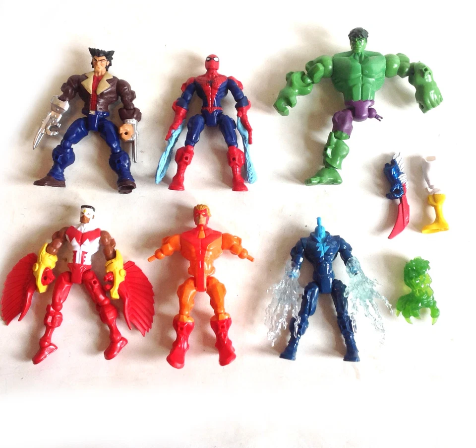 MARVEL SUPERHERO MASHERS TOYS 3 complete figures & other for swapping parts - image 1 of 1