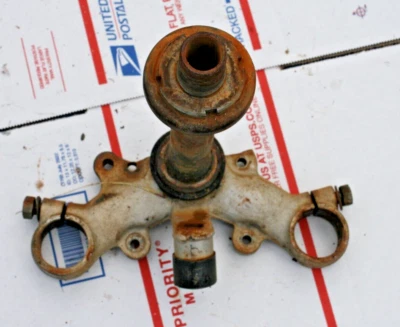 Honda SL 350 1970-71 OEM fondo triple Foto 1 de 2