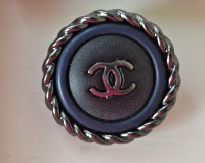 CHANEL 100% Authentic Vintage Chain Border Black/Blue CC Logo Cardigan MG912 - Image 1 of 4