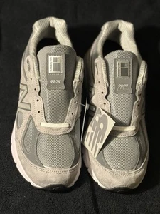 New Balance 990v4 Made in USA Grey Silver 9 Dad Shoes Authentic 9.5 - Picture 1 of 6