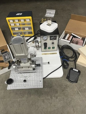 Máquina de carimbo a quente Howard Imprinting 45PN personalizador impressão em folha - Imagem 1 de 4