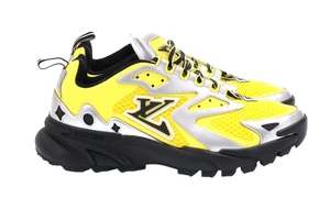 7965 / LOUIS VUITTON HERREN LV RUNNER TATIC SNEAKER 1AA3A6 YL/SV/BK Gr.UK6 US7 - Bild 1 von 24