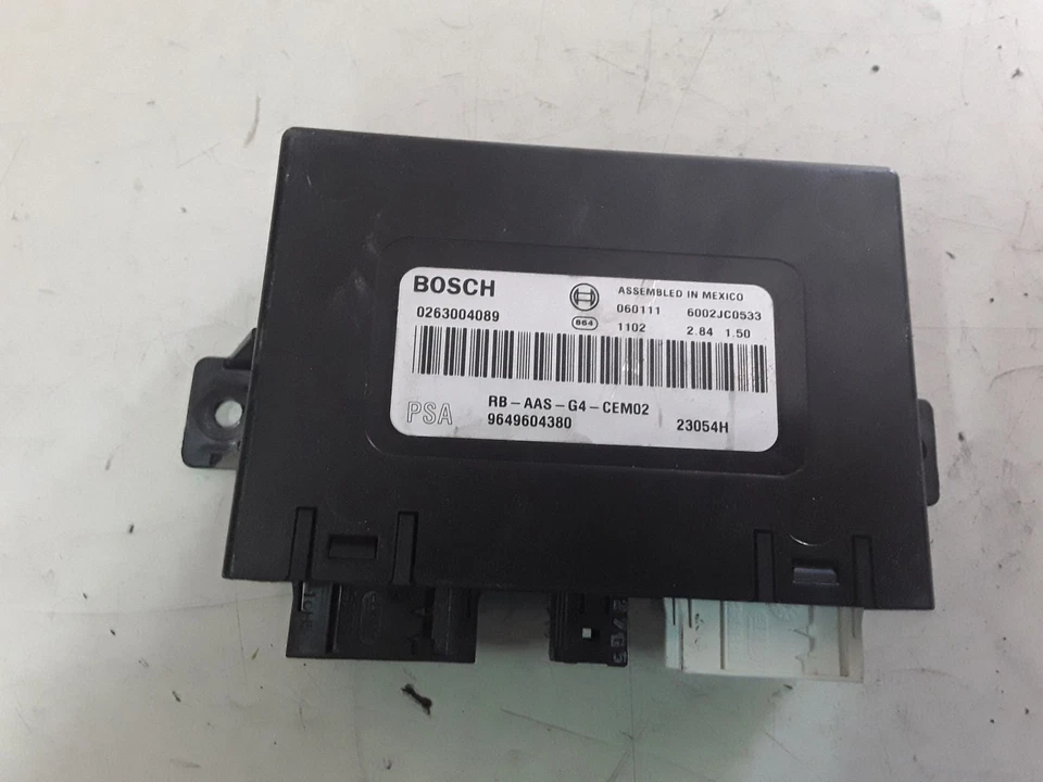 CENTRALINA SENSORI DI PARCHEGGIO PER PEUGEOT 407 Coupé 9649604380 (06>) - Immagine 1 di 1