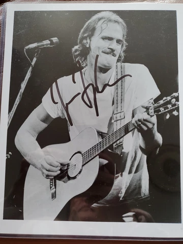 James Taylor Signed 8x10 Photo w/ COA Cover