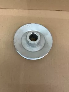 Genuine CASE Ingersoll C38078 keyed pulley DEALER CLOSEOUT - Picture 1 of 5