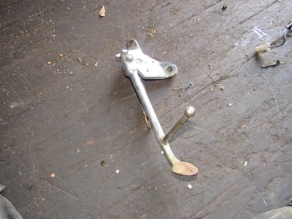 Yamaha XV1100 1986 soporte lateral Virago  Foto 1 de 1