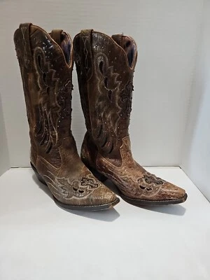 Botas occidentales Laredo para mujer con alas cruzadas talla 7M cruces y alas con lentejuelas negras  Foto 1 de 4