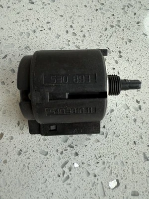 Interruptor de faros BMW E39 1997-2003 serie 5 E38 serie 7 Z8 OEM Foto 1 de 4