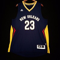 100% Authentic Anthony Davis Adidas Swingman Pelicans Red Jersey ... 100% Authentic Anthony Davis Adidas Swingman Pelicans Jersey Size Mens L 44