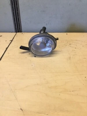 Противотуманные фары со стороны водителя для Mazda MPV 2004 года - Изображение 1 из 2