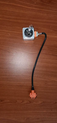 Used OEM Ford Xenon Bulb HID Head Lamp Light Headlamp 7L7Z-13N021-A - Image 1 of 3