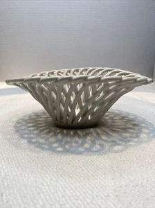 Woven Ceramic Basket Small Made in Italy Measurements In Specifics - Picture 1 of 7