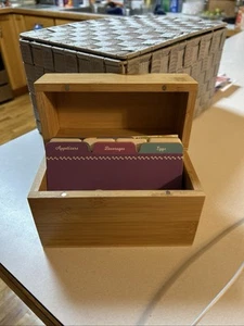 Ricettario Bambù 40 Divisori e 25 Carte (4x6), Lo Splendido Chef, Nuovo 7x3x5” - Foto 1 di 7