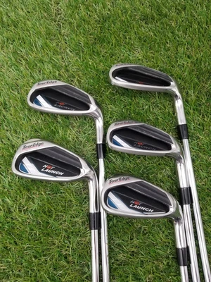 TOUR EDGE HOT LAUNCH IRON SET 7I-PW,GW REGULAR DYNAMIC GOLD GOOD - Image 1 of 4